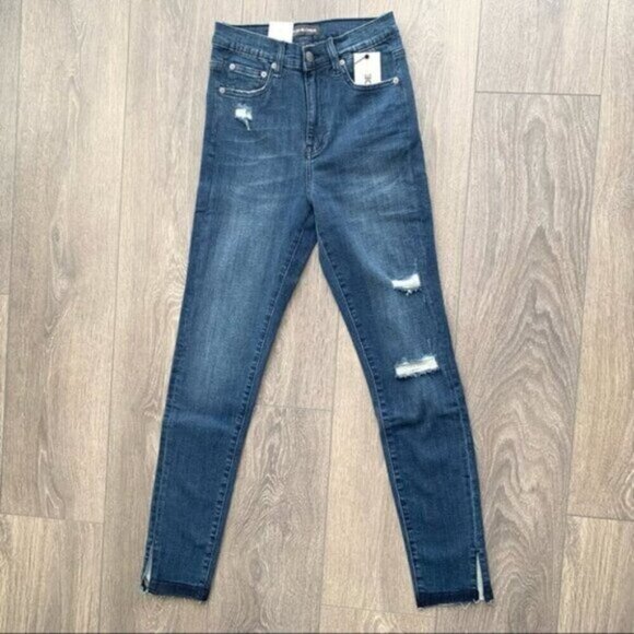 Free People NEON BLONDE High Rise Skinny Jeans Dark Wash Distressed Size 24 - Picture 2 of 15